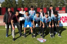 Devrekani Anadolu İmam Hatip Lisesi Atletizm Müsabakalarında Madalyaları Topladı